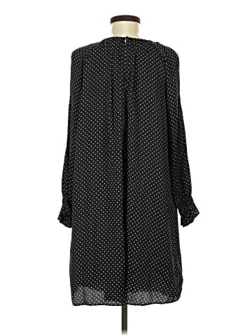 Old Navy Casual Dress (view 2)