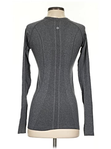 Lululemon Athletica Long Sleeve T-Shirt (view 2)