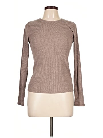 Old Navy Long Sleeve T-Shirt (view 1)