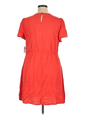 Old Navy Casual Dress (view 2)
