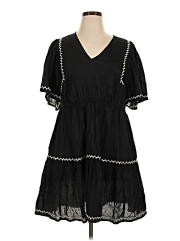 Old Navy Casual Dress (view 1)