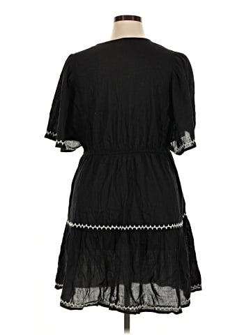 Old Navy Casual Dress (view 2)