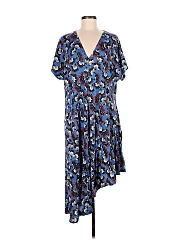 Trafaluc by Zara Casual Dress (view 1)