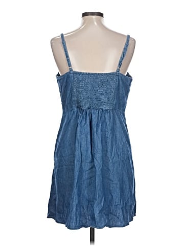 Old Navy Casual Dress (view 2)