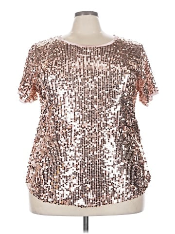 Anna-kaci Short Sleeve T-Shirt (view 1)