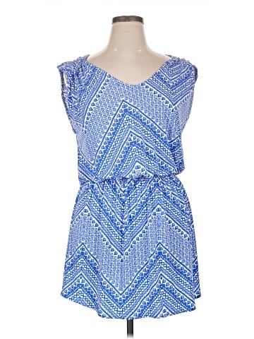 Tori Richard Casual Dress (view 1)