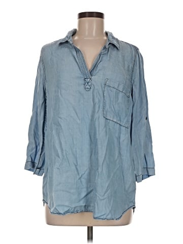 Skies Are Blue 3/4 Sleeve Button-Down Shirt (view 1)