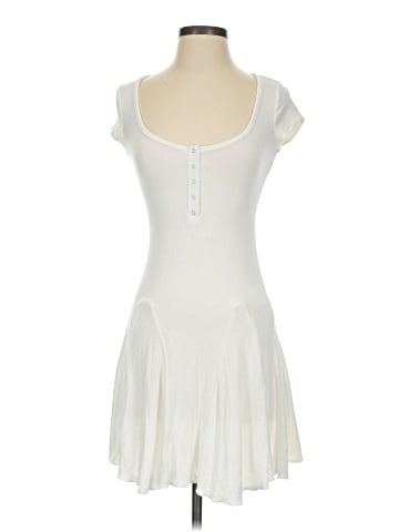 Urban Outfitters Casual Dress (view 1)