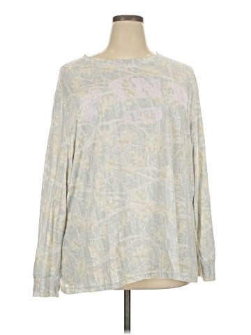 Victoria's Secret Pink Long Sleeve T-Shirt (view 1)