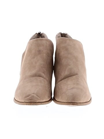 Unbranded Ankle Boots (view 2)