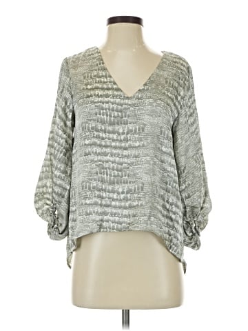 Caramela 3/4 Sleeve Blouse (view 1)