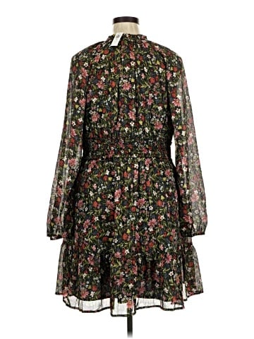 Old Navy Casual Dress (view 2)