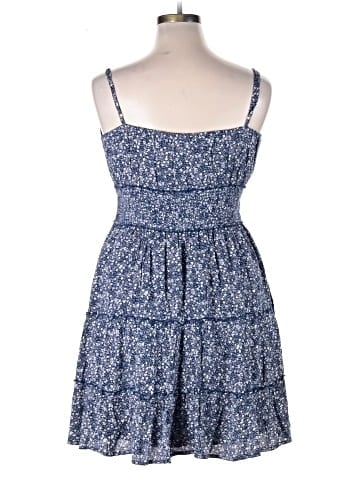 Hollister Casual Dress (view 2)