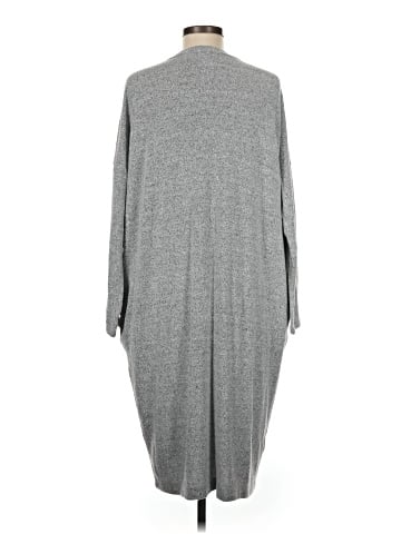 Lou & Grey Poncho (view 2)
