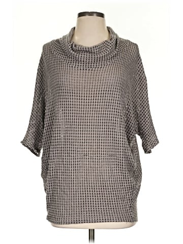 Laila Jayde Pullover Sweater (view 1)