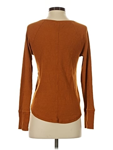 Knox Rose Long Sleeve T-Shirt (view 2)