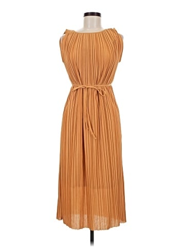 Uniqlo Casual Dress (view 1)