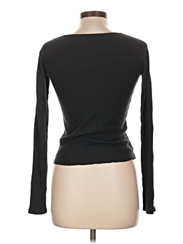 Brandy Melville Pullover Sweater (view 2)