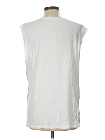 Unbranded Sleeveless T-Shirt (view 2)