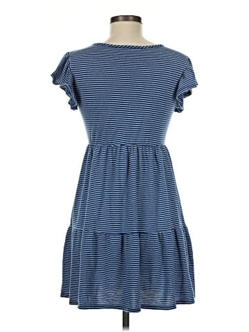 Olivia Rae Casual Dress (view 2)