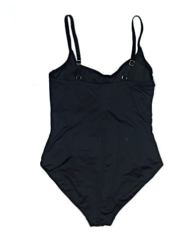 La Blanca One Piece Swimsuit (view 2)