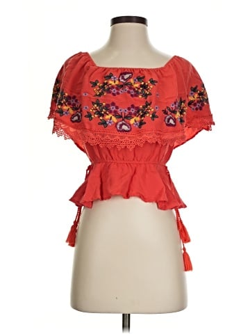 Lulumari Short Sleeve Blouse (view 1)