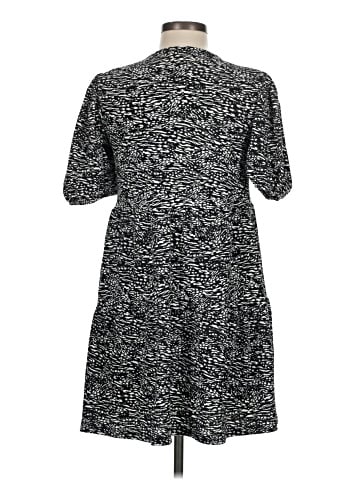 Stradivarius Casual Dress (view 2)