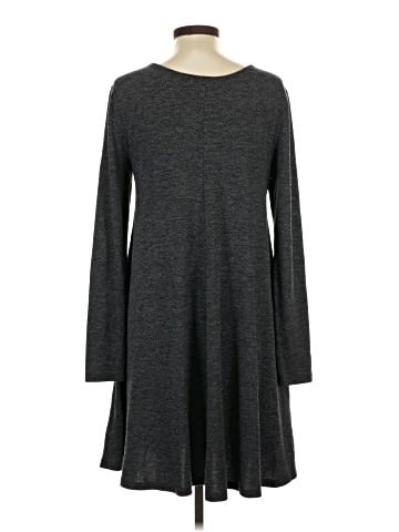 Old Navy Casual Dress (view 2)