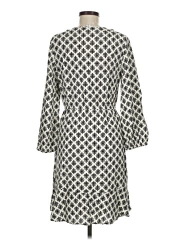 Old Navy Casual Dress (view 2)
