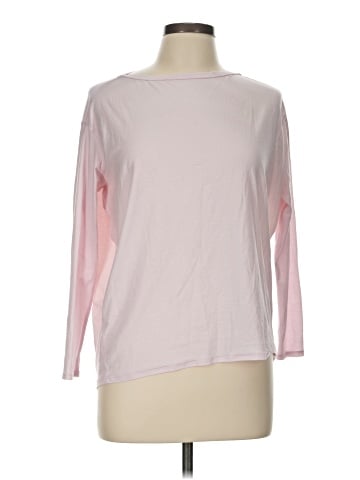 Lululemon Athletica 3/4 Sleeve T-Shirt (view 1)