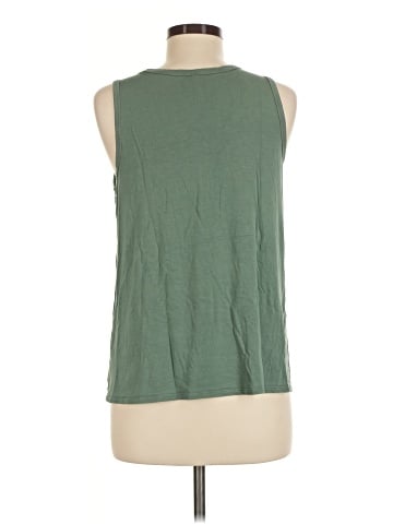 Old Navy Sleeveless T-Shirt (view 2)