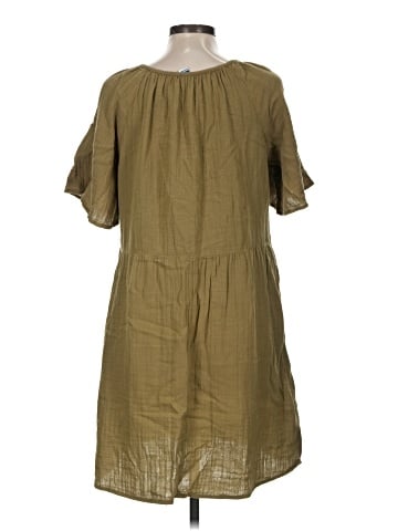 Old Navy Casual Dress (view 2)