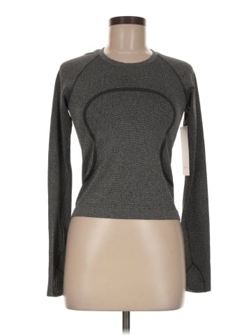 Lululemon Athletica Long Sleeve T-Shirt (view 1)