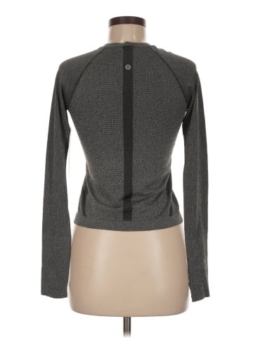 Lululemon Athletica Long Sleeve T-Shirt (view 2)
