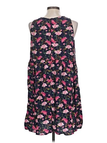 Old Navy Casual Dress (view 2)