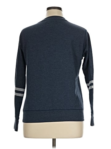Alta Gracia Apparel Sweatshirt (view 2)