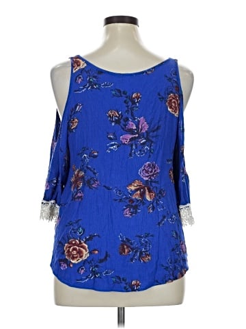 Xhilaration 3/4 Sleeve Blouse (view 2)