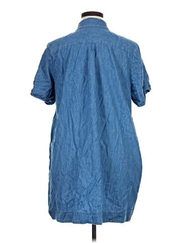 Old Navy Casual Dress (view 2)