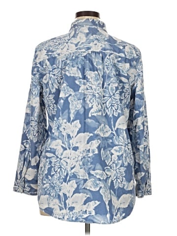 Chico's Long Sleeve Button-Down Shirt (view 2)