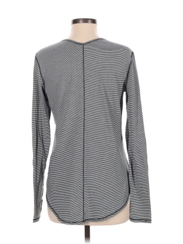 Lululemon Athletica Long Sleeve T-Shirt (view 2)