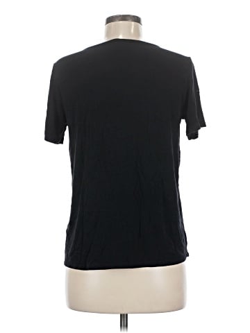 Old Navy Short Sleeve T-Shirt (view 2)
