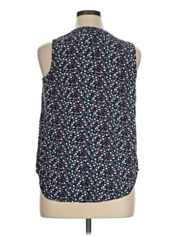 Croft & Barrow Sleeveless Blouse (view 2)