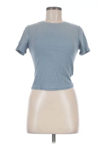 Vuori Short Sleeve T-Shirt (view 1)