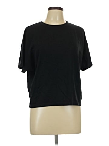Uniqlo Short Sleeve T-Shirt (view 1)