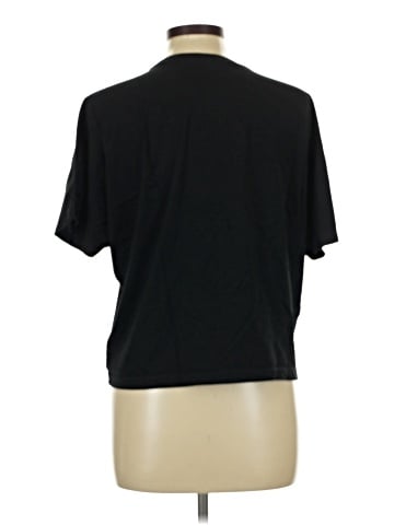 Uniqlo Short Sleeve T-Shirt (view 2)