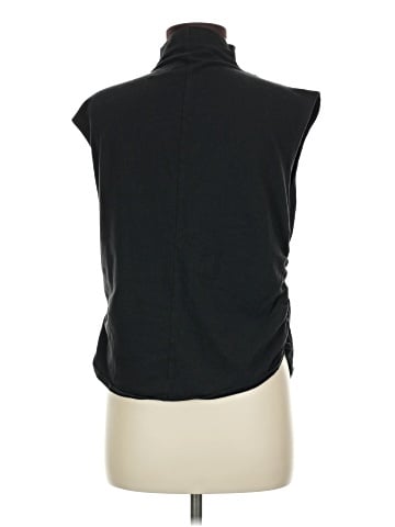 Quince Sleeveless T-Shirt (view 2)
