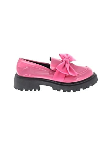 Unbranded Flats (view 1)