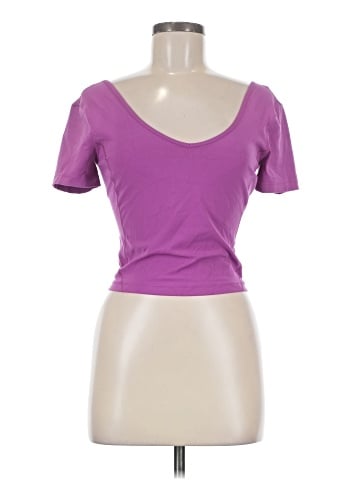 Lululemon Athletica Short Sleeve T-Shirt (view 1)