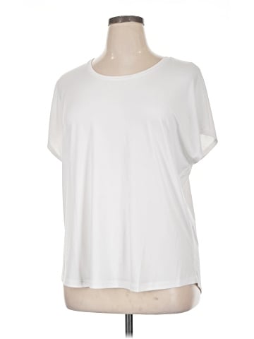 Chico's Short Sleeve T-Shirt (view 1)
