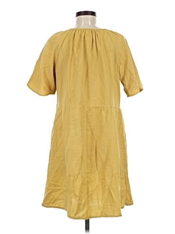 Old Navy Casual Dress (view 2)